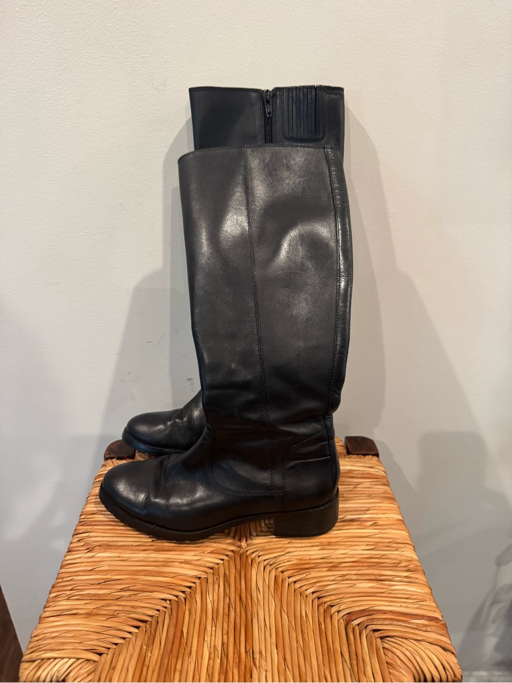Donald J. Pliner Black Leather Knee-High Riding Boots size 6.5